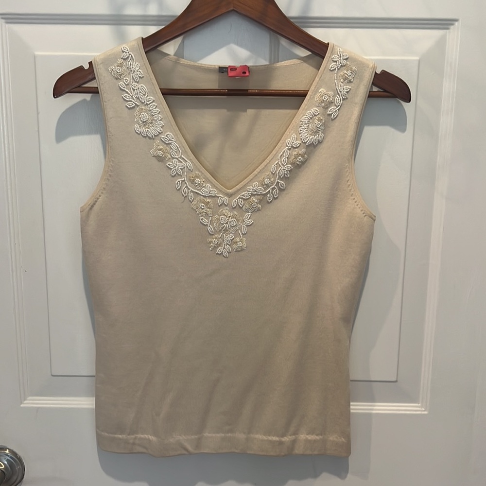 Ann Taylor beaded tank size small